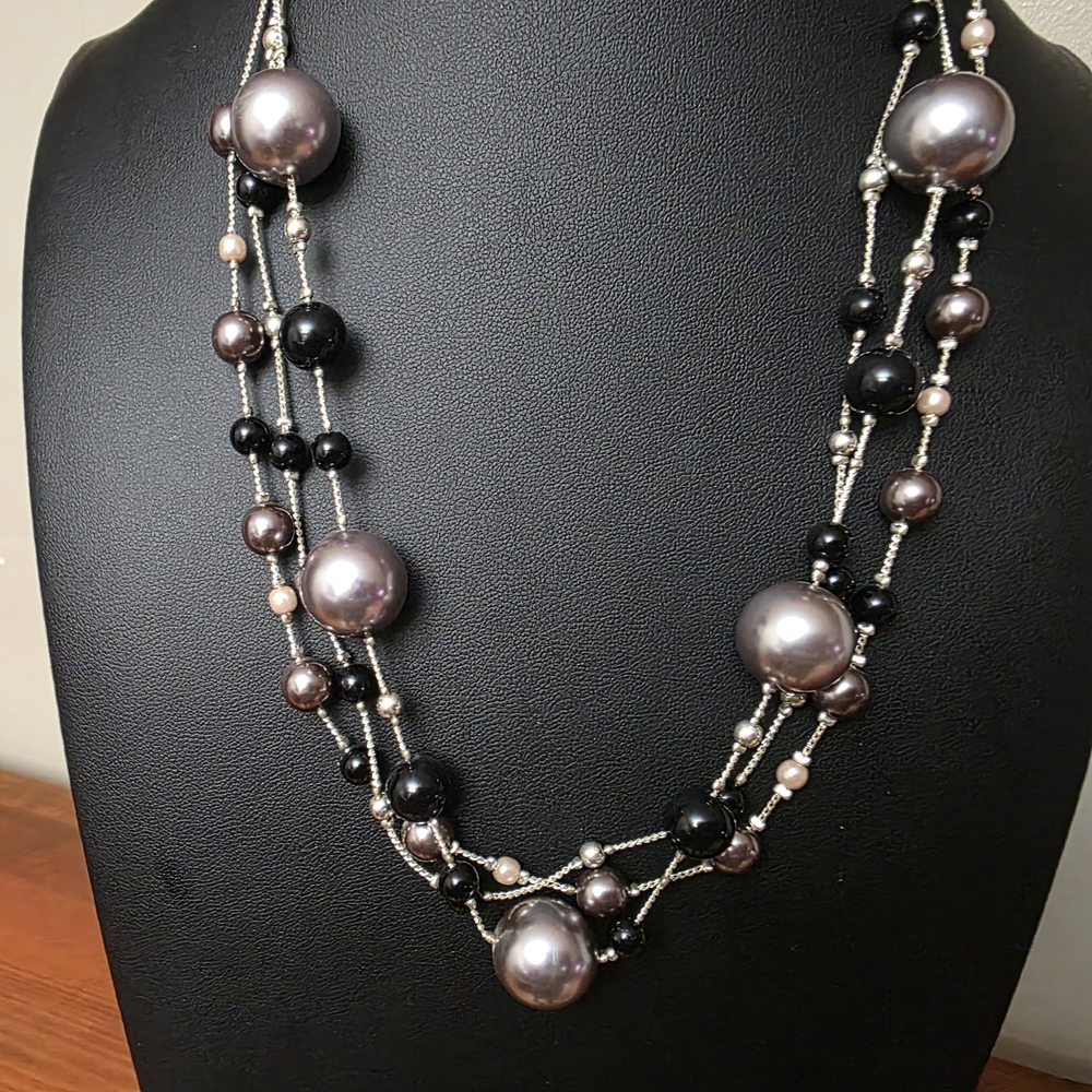 Elegant Multi-Strand Pearl Necklace